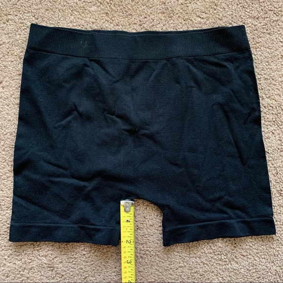 FM Black Dance Shorts - Picture 6 of 6